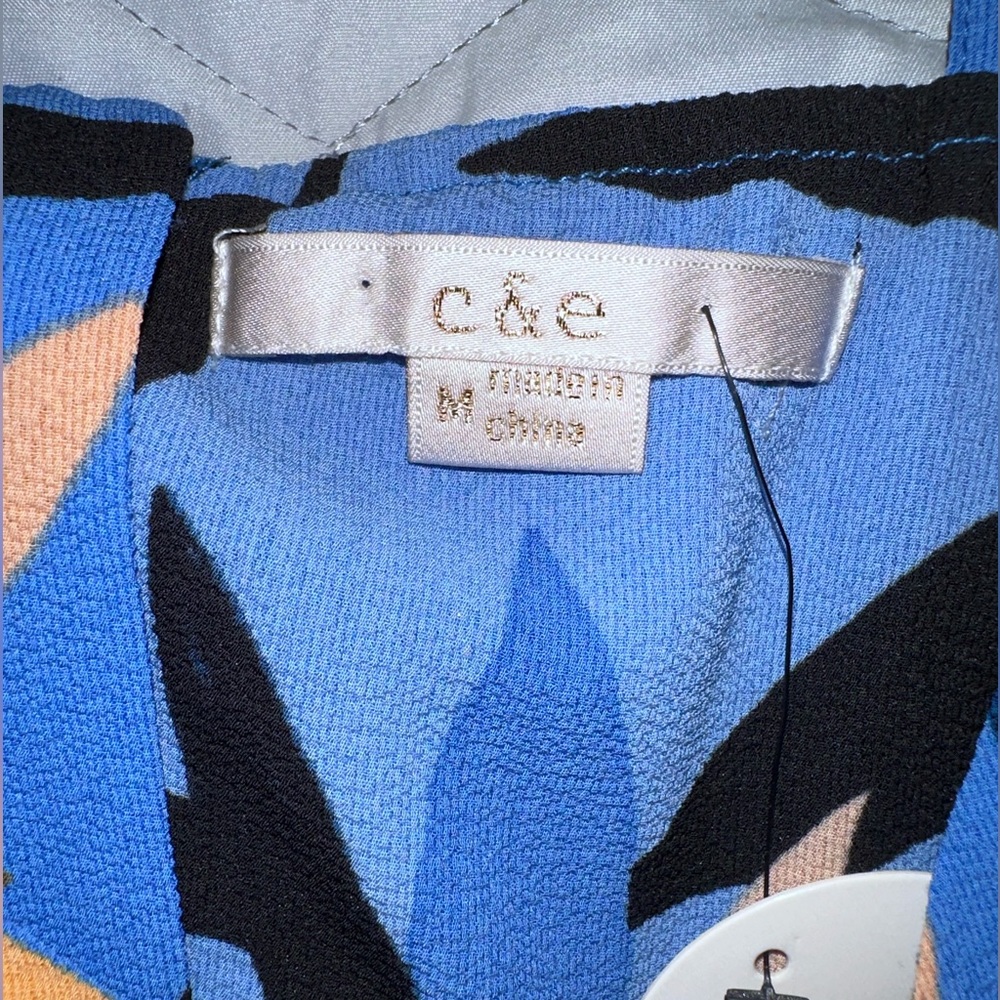 C&E ROMPER - Picture 3 of 3